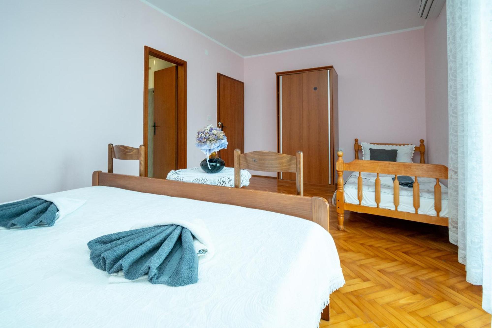 Double Room Zubovici 16063A Exterior foto